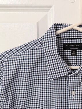 Banana Republic Factory L/S Plaid Untuck Shirt